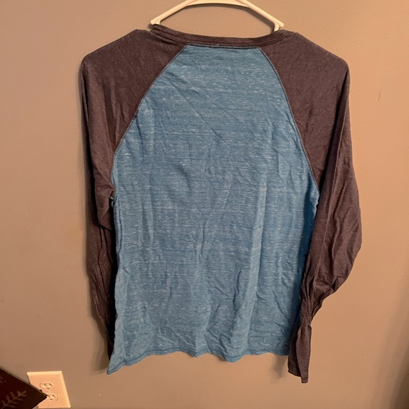 Men’s long sleeve top - Picture 3 of 3